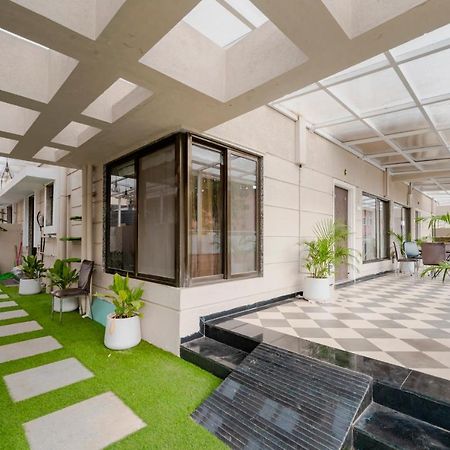 The Retreat-Glasshouse Bungalow イガットプリ エクステリア 写真